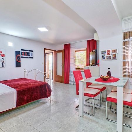 Apartmani Rukonic Aleksandar Нерезине Экстерьер фото