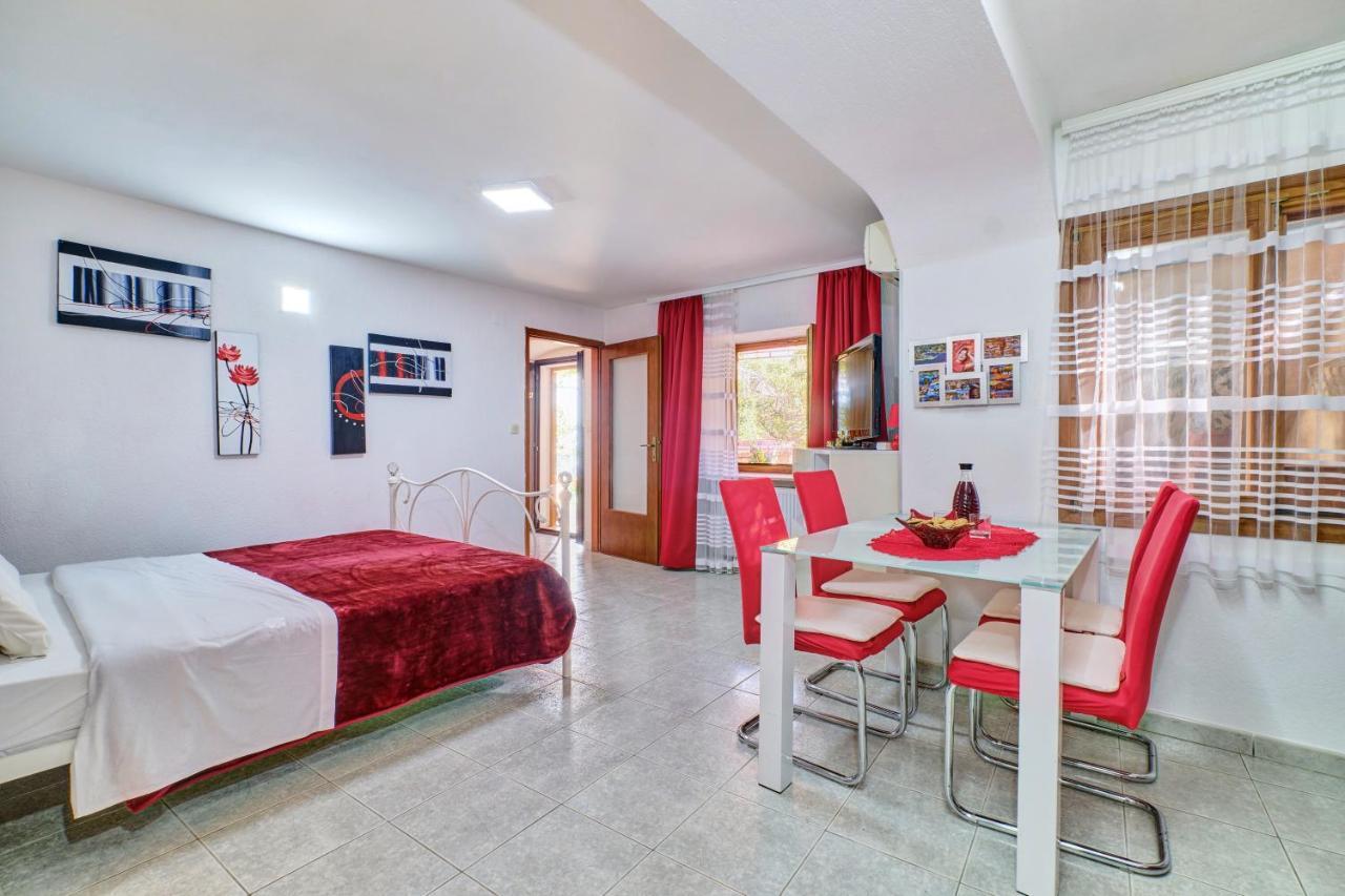 Apartmani Rukonic Aleksandar Нерезине Экстерьер фото